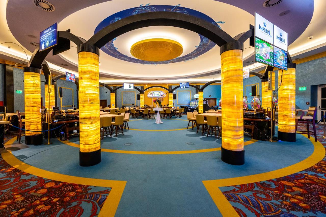 Imperial Casino Strazny Hotel Exterior photo